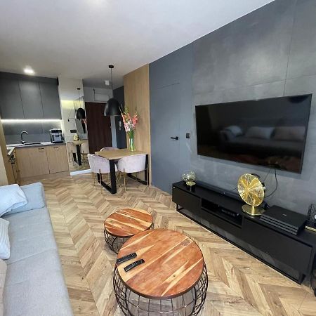 Apartament Bubble Z Darmowym Parkingiem Thorn Exterior foto