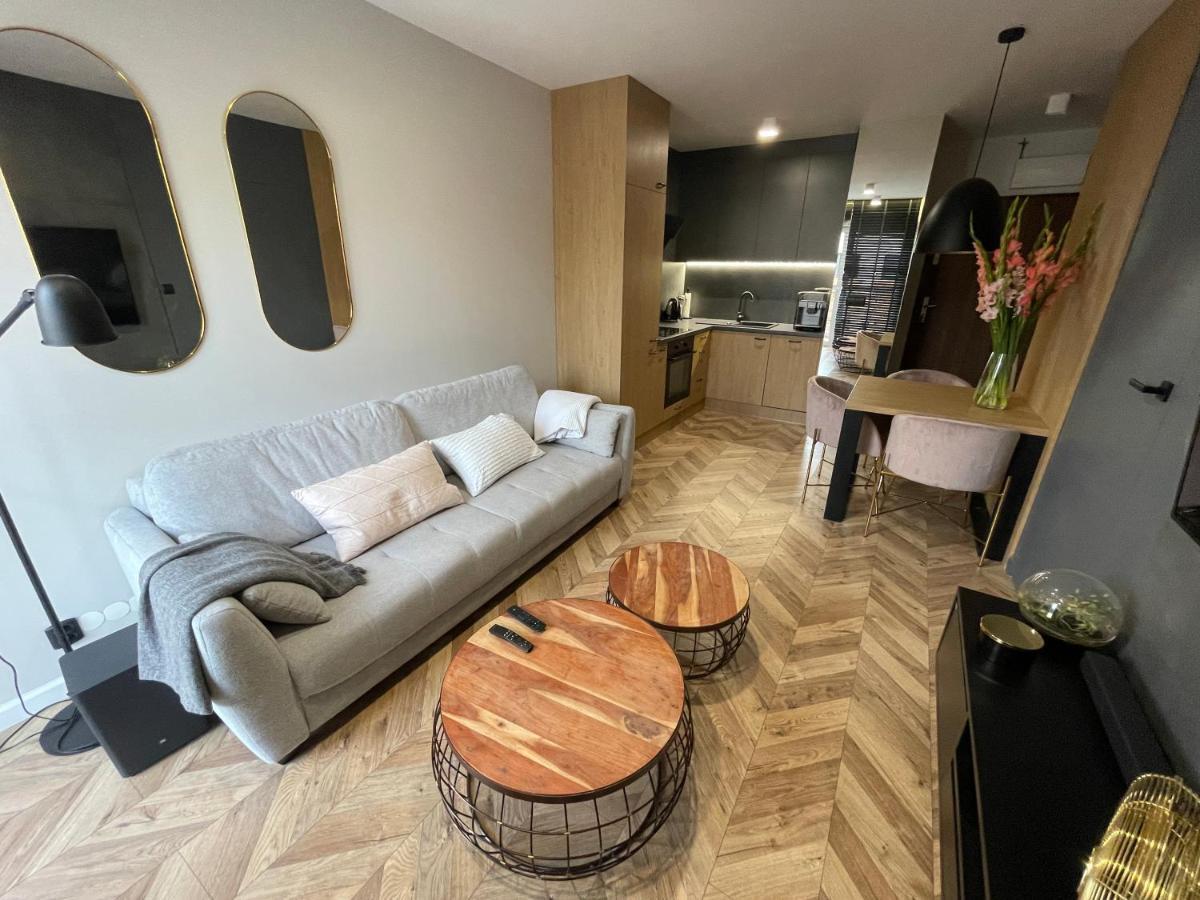 Apartament Bubble Z Darmowym Parkingiem Thorn Exterior foto